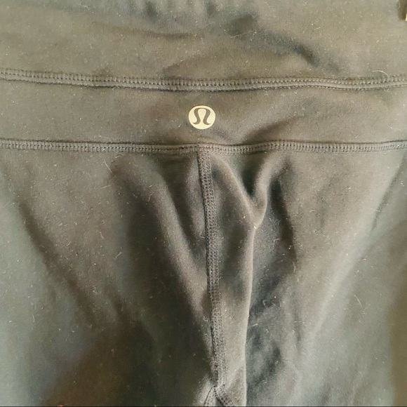 Lululemon Crop Leggings 🌵4 - Picture 7 of 7